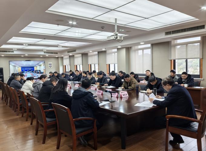 发展夜间经济面临多重挑战仍需综合施策