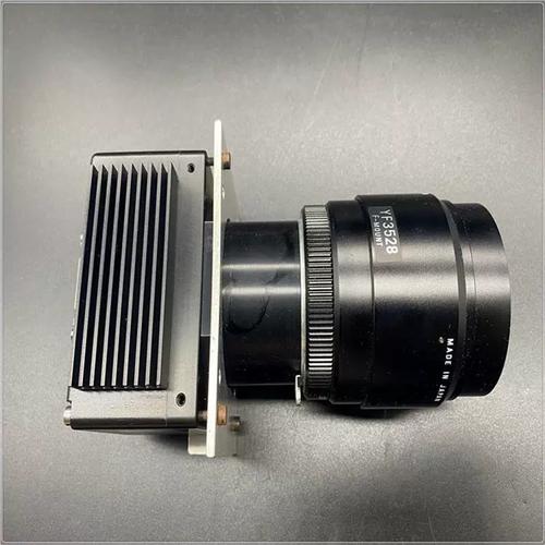 Teledyne DALSA 的 32k TDI 相机为业界提供最高分辨率的线扫描成像