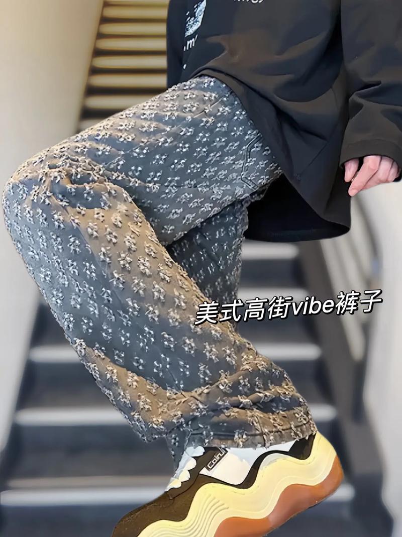 秋来了，Vibe 到了，“祖师爷” 带着天价联名 Vibe 必备单品强势回归？