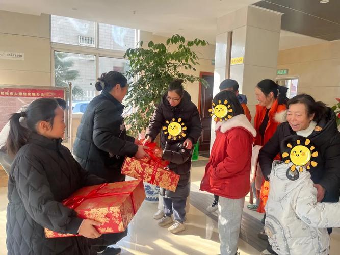 江苏扬州发放社会救助资金救助特殊困难群体