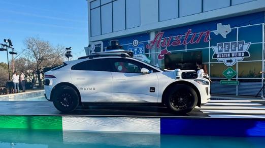 马斯克回怼谷歌旗下自动驾驶公司Waymo：特斯拉更好
