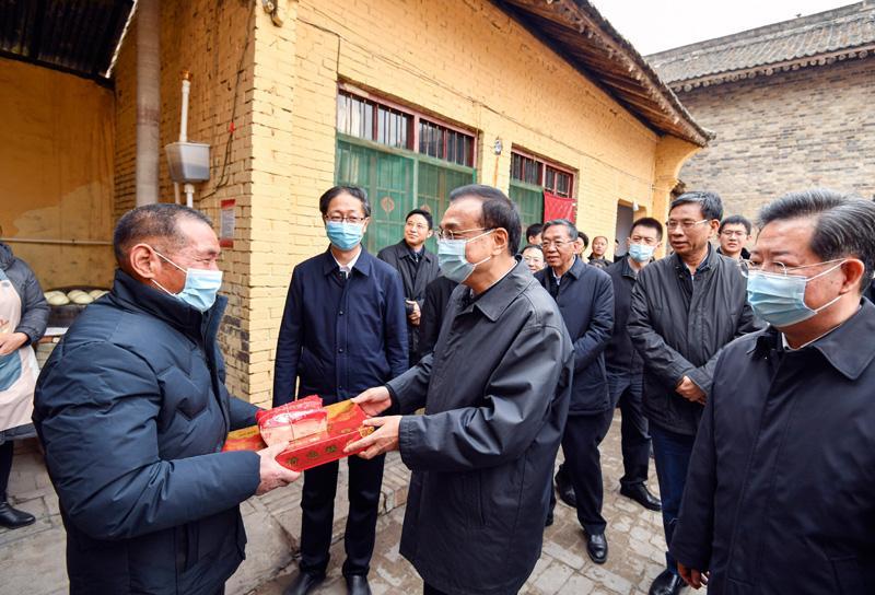 李克强谈6%以上增长预期目标：走得稳才能走得有力
