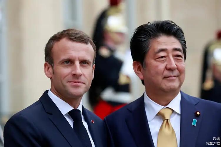 马克龙与安倍通电话谈雷诺日产合作问题