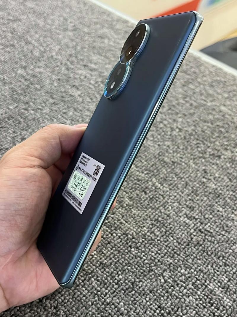 手机市场变天?华为千亿出售荣耀 传3年内上市?“绯闻”买家七大股东曝光